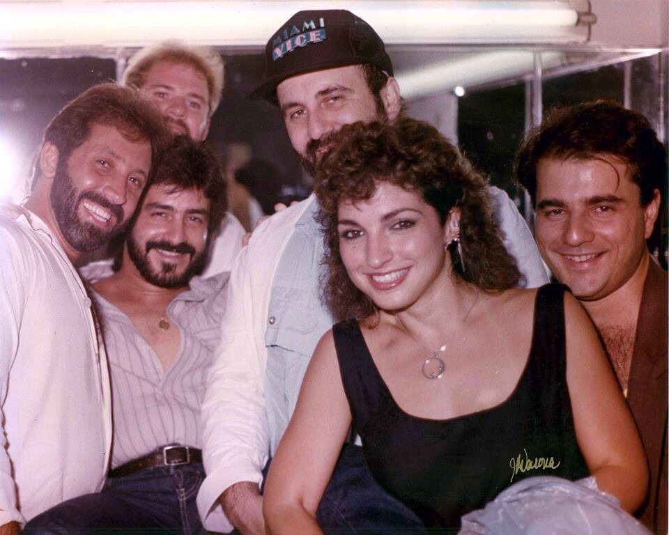 junto con Emilio Estefan, a quien conoció en una boda por medio de la música, comenzaron una travesía musical que los llevaría a formar el icónico Miami Sound Machine